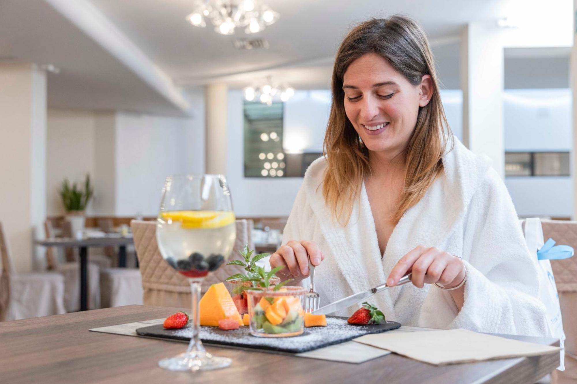 בניו די רומניה Hotel Delle Terme Santa Agnese מראה חיצוני תמונה